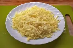 Recept zapečená kuřecí prsa se zeleninou a sýrem
