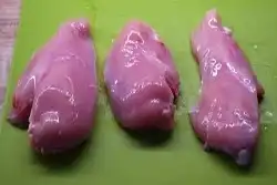 Recept zapečená kuřecí prsa se zeleninou a sýrem