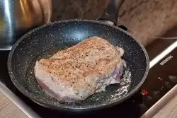 Recept Staročeská pečeně s chlebovou krustou