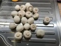 Těstoviny s žampiónovou omáčkou - recept